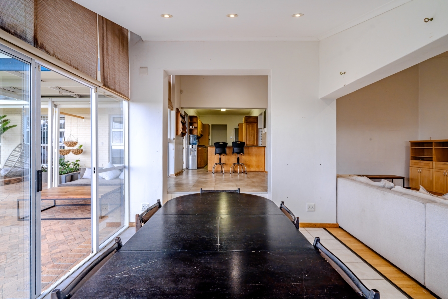 5 Bedroom Property for Sale in Camps Bay Western Cape